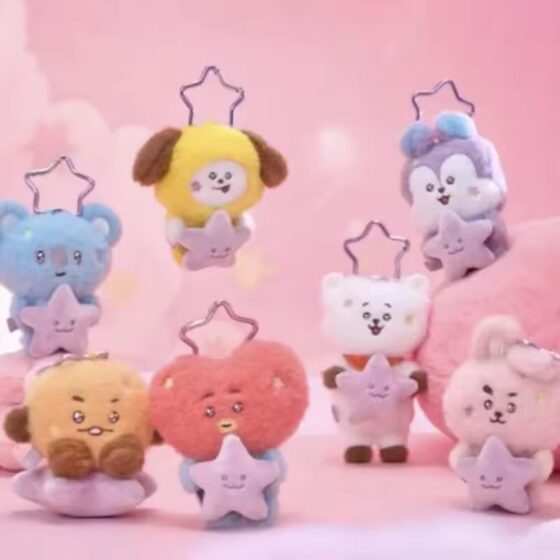 LLAVEROS BT21 STAR
